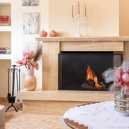 Artemis Pelion Escape * Mesochorion (Evrytania)